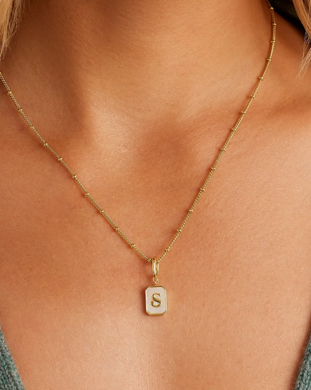 gorjana Vintage Alphabet Parker Charm 18k Gold Plated New